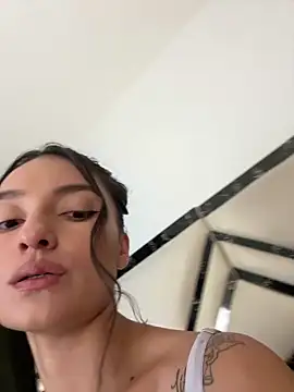 MiaKane99 online show from April 9, 6:19 am