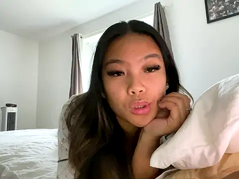 MissCherryyxox online show from October 26, 3:29 pm