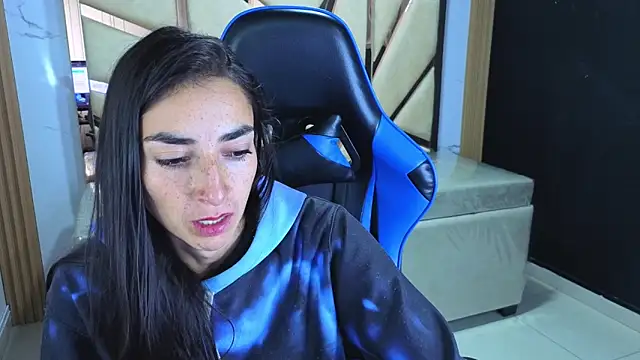 Maily a  online show from March 20, 3:00 am