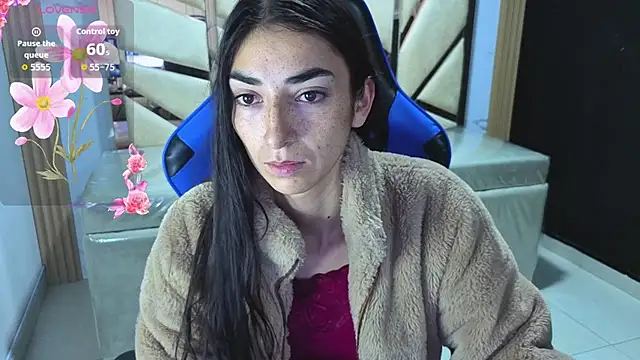 Maily a  online show from April 18, 12:51 pm