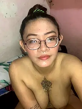 Vivory Sweet online show from October 6, 4:51 am