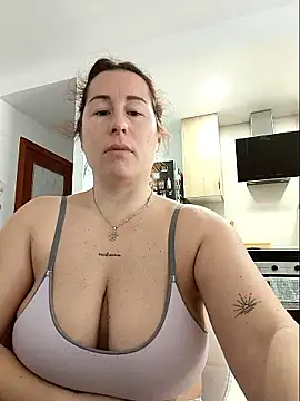 bichota85 online show from January 13, 12:09 pm