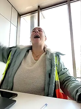 bichota85 online show from December 2, 12:51 pm