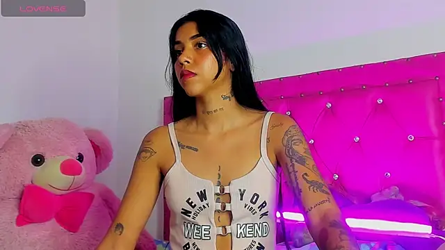 dahiiangomezz online show from June 2, 9:49 pm