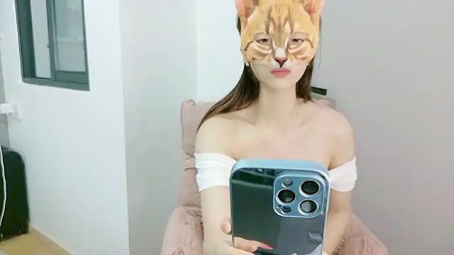 YY040323 online show from September 19, 12:26 pm