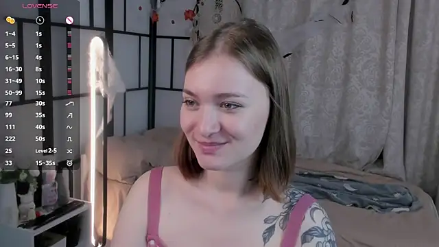 JinnySitts online show from November 12, 8:07 pm