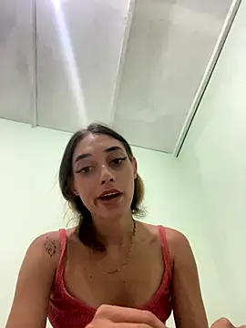 loirinhaaa online show from December 1, 10:01 pm