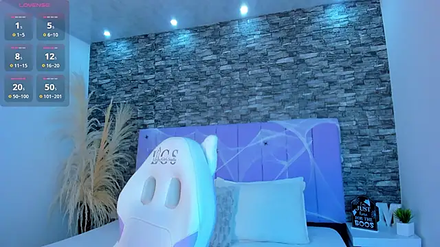 danna 999  online show from October 20, 11:52 pm