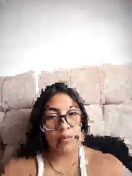 Snapshot of Violettabloom_ chatting on September 29, 7:30 pm Violettabloom online show from September 29, 7:30 pm