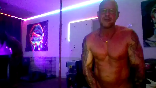 Fit4Kink online show from March 10, 9:19 pm