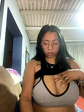 Snapshot of Rouus14 chatting on September 25, 9:52 am Rouus14 online show from September 25, 9:52 am