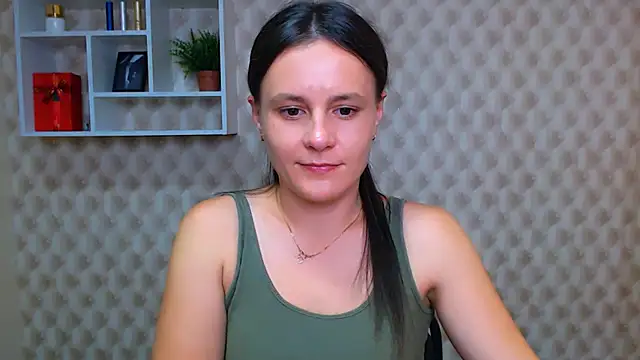 Snapshot of EvelinaMiss_ chatting on October 12, 12:18 pm EvelinaMiss online show from October 12, 12:18 pm