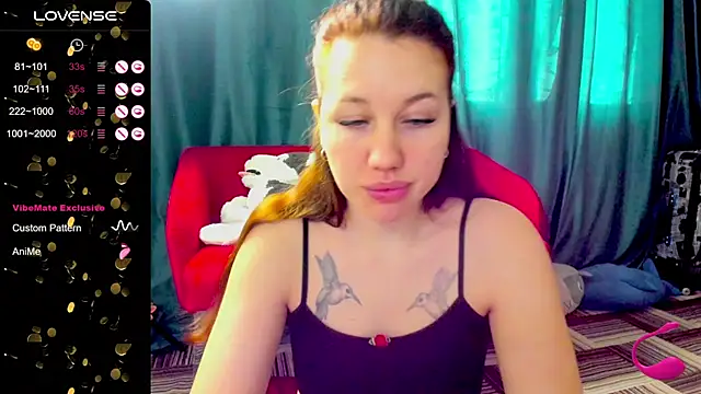 Snapshot of LillyLover_ chatting on October 15, 2:14 am LillyLover online show from October 15, 2:14 am