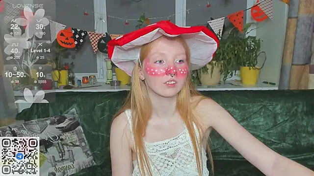 RitaSweety18 online show from October 31, 7:18 pm