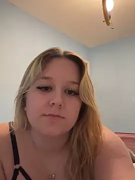 geilelouisex online show from November 2, 7:50 pm