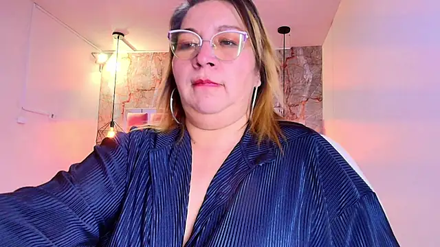 MaylinRosse  online show from March 12, 10:45 pm