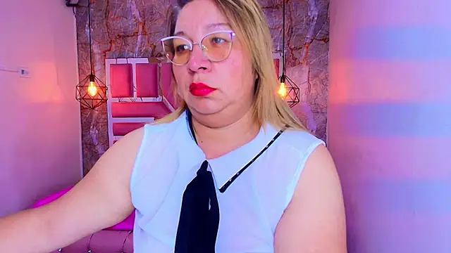 MaylinRosse  online show from January 31, 7:12 pm