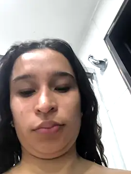Snapshot of scarlettscott_ chatting on September 23, 11:47 pm scarlettscott online show from September 23, 11:47 pm