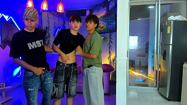 Houseofwarrios online show from March 29, 8:46 am