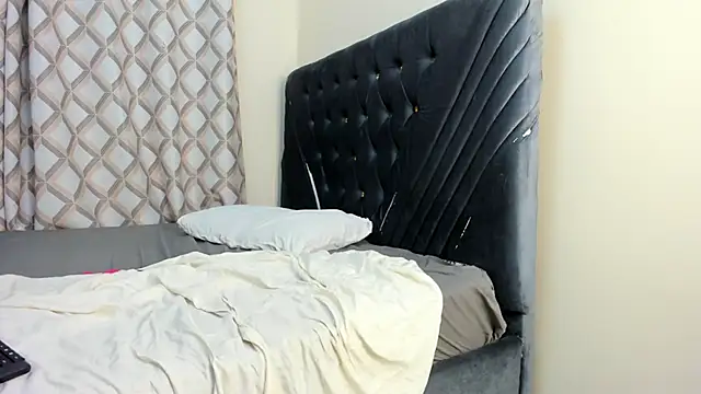 Pretty Ebony Doll online show from April 26, 7:55 pm