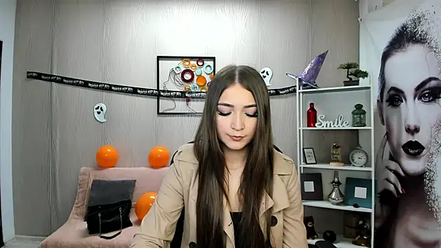 Snapshot of EllaClarke chatting on October 29, 12:09 pm EllaClarke online show from October 29, 12:09 pm