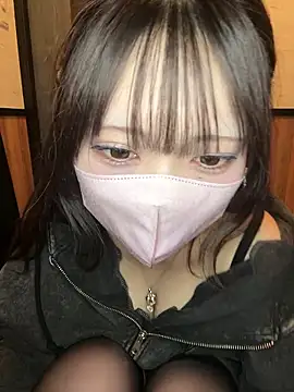 Snapshot of Yua_nyan_cute chatting on October 18, 2:47 am Yua nyan cute online show from October 18, 2:47 am