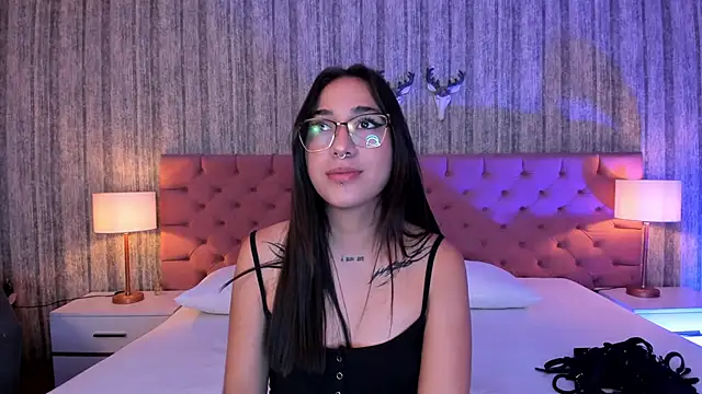 LiaaTurner online show from September 29, 9:31 pm