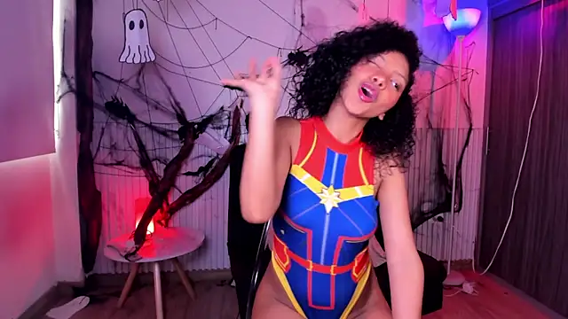 natalia blue online show from November 3, 6:01 pm