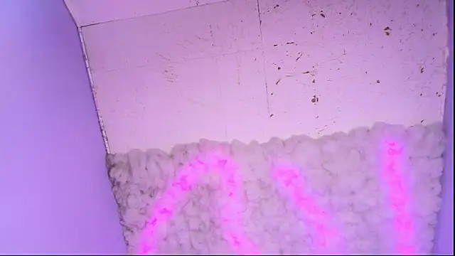 cat nasty online show from March 11, 7:05 pm