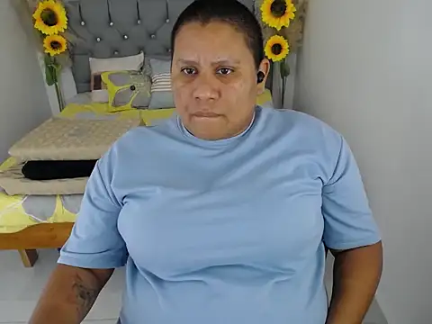 hotlesby valery online show from November 27, 8:23 pm