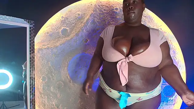 CarolinaGomez  online show from March 28, 7:57 pm