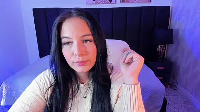 Snapshot of camiladuke7 chatting on September 24, 7:57 pm camiladuke7 online show from September 24, 7:57 pm