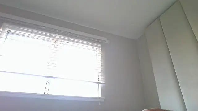 Snapshot of Scotishminx25 chatting on October 9, 4:44 pm Scotishminx25 online show from October 9, 4:44 pm