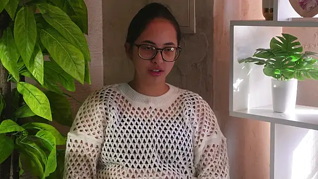 DebiPoliks online show from September 29, 11:04 am