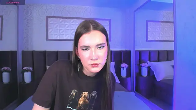 Snapshot of babyy_gloria chatting on September 19, 4:39 pm babyy gloria online show from September 19, 4:39 pm