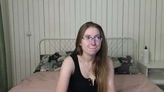 Snapshot of DaliaRadtke chatting on October 2, 6:13 pm DaliaRadtke online show from October 2, 6:13 pm