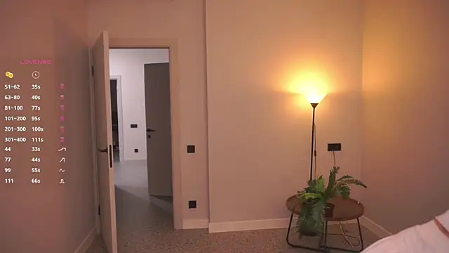 AdrianaCoenen online show from November 11, 4:15 pm