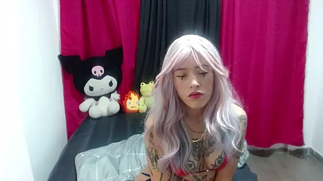 Emmy  Smith online show from October 2, 9:47 am