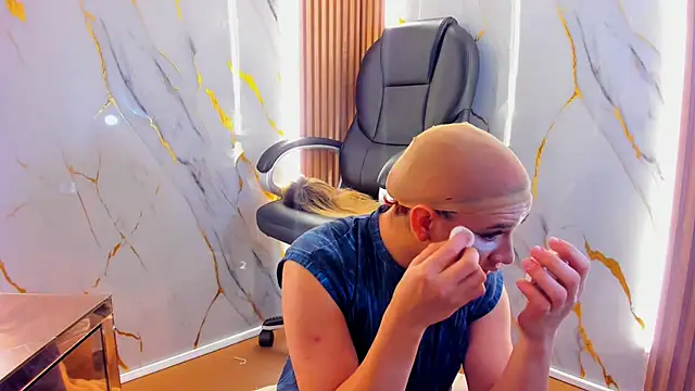 Marian Cristal online show from February 10, 4:26 am