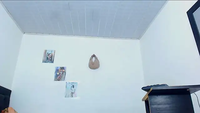 violettath online show from October 8, 11:14 am