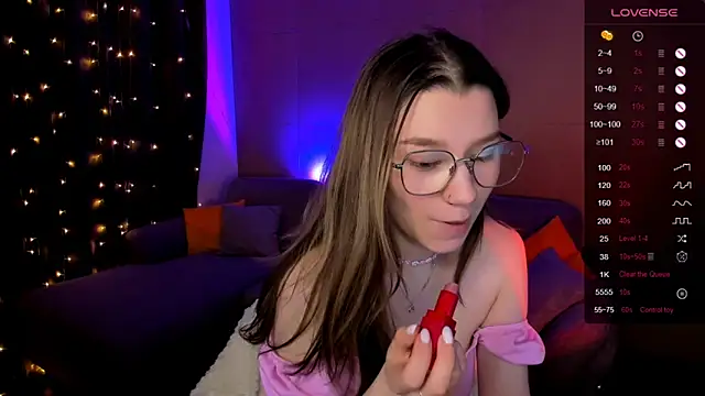 LinaBlossom  online show from February 18, 8:24 am