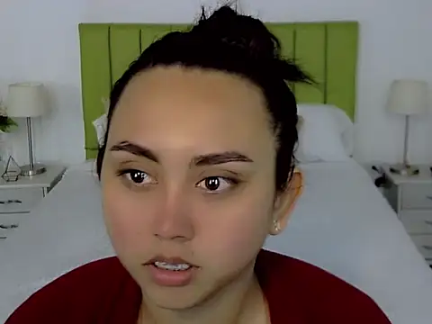 Snapshot of Celeste_Monserrath chatting on October 15, 12:19 pm Celeste Monserrath online show from October 15, 12:19 pm