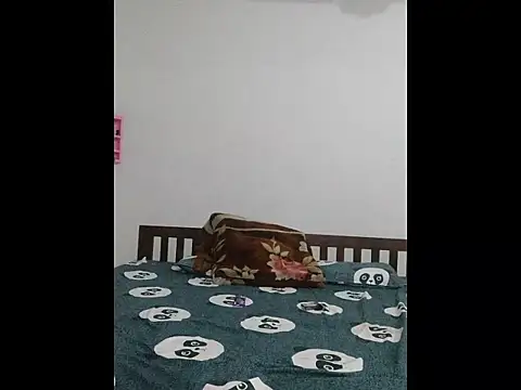 hotestfantasy online show from November 7, 8:36 pm