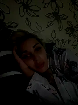 Giullyaxx online show from October 5, 9:20 pm