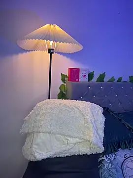 Dakota Greys online show from November 6, 8:15 pm