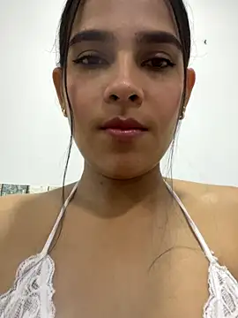 Snapshot of Valery_lux16 chatting on October 14, 2:19 pm Valery lux16 online show from October 14, 2:19 pm