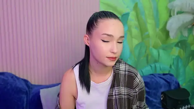 Snapshot of Amanda_Choi chatting on October 5, 6:07 am Amanda Choi online show from October 5, 6:07 am