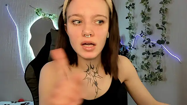 Elastikisss online show from April 10, 8:09 am