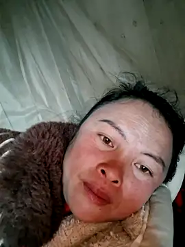 xuxulovezz online show from February 14, 6:48 am