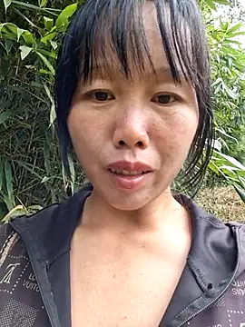 helenzz online show from November 14, 6:13 am